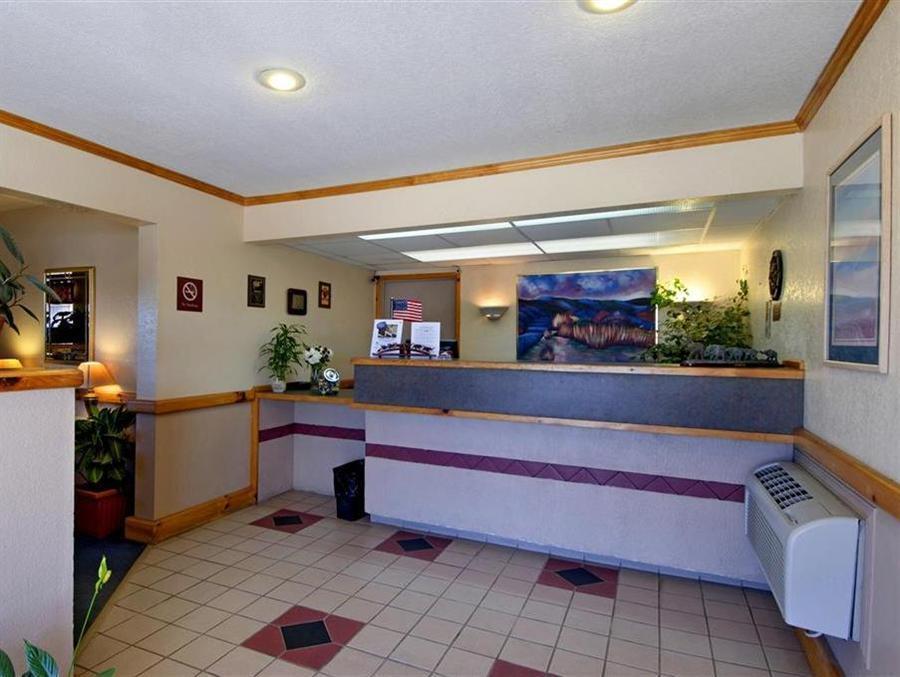 Americas Best Value Inn - Гарден-Сити Экстерьер фото