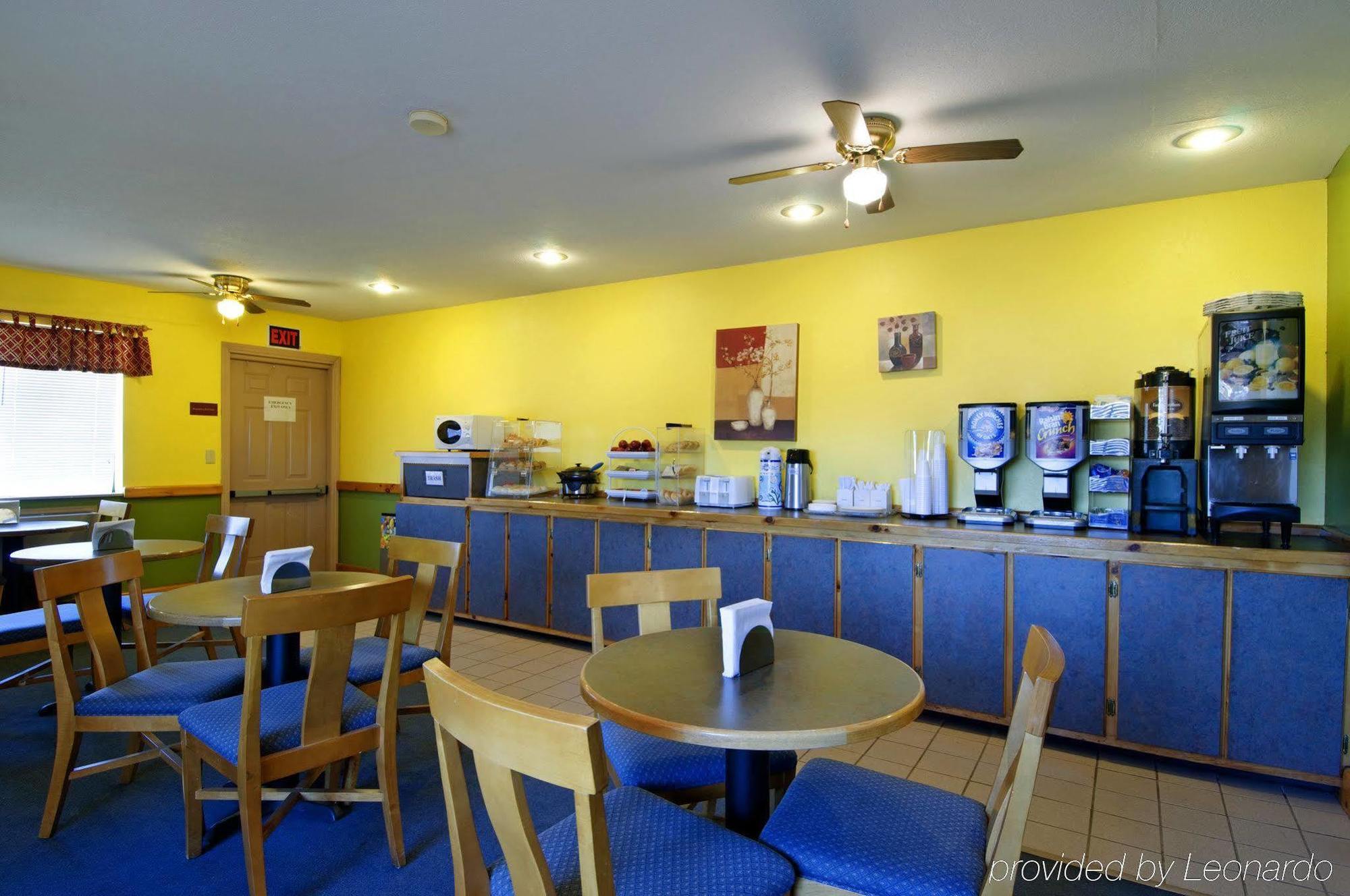 Americas Best Value Inn - Гарден-Сити Ресторан фото